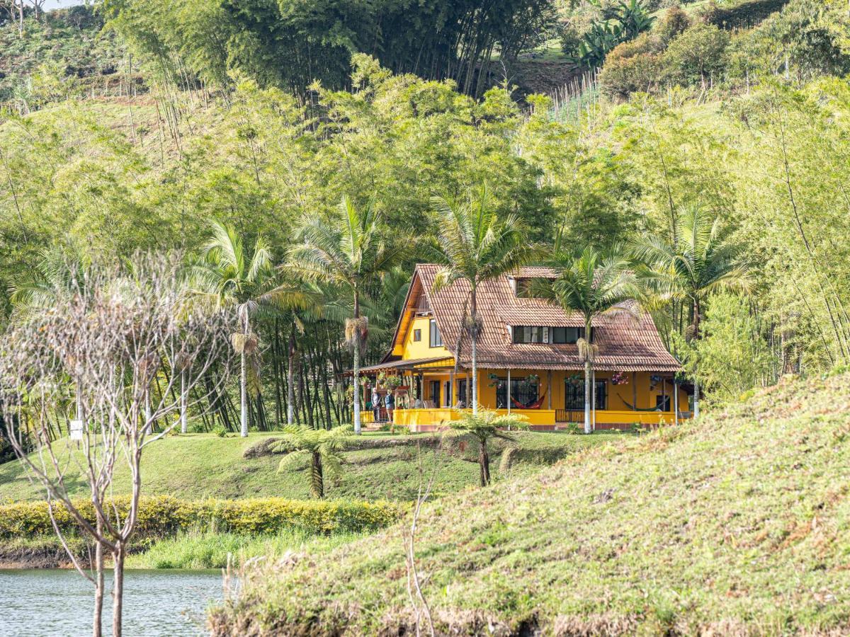 Hostel Volare Guatape Isla Exterior foto